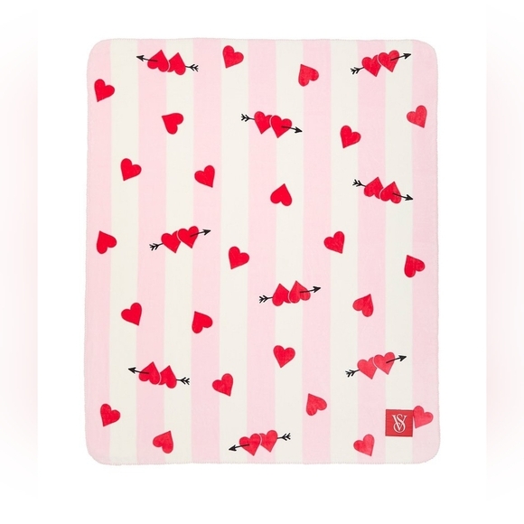 ❤️💘Victoria's Secret Cozy Plush Blanket•Valentine's Day Special 💘❤️ - Picture 1 of 5